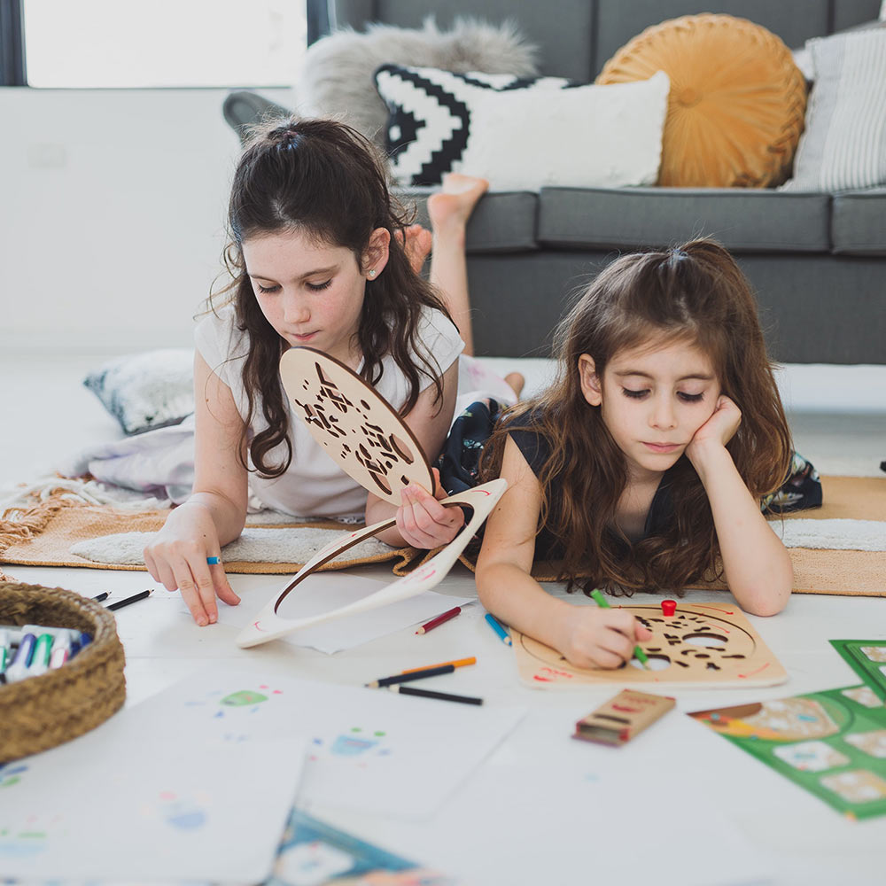 ארטוויסט - שבלונות ציור מפלצות