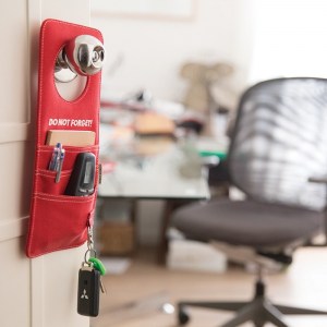 אירגונית לדלת The Unforgettable Doorganizer